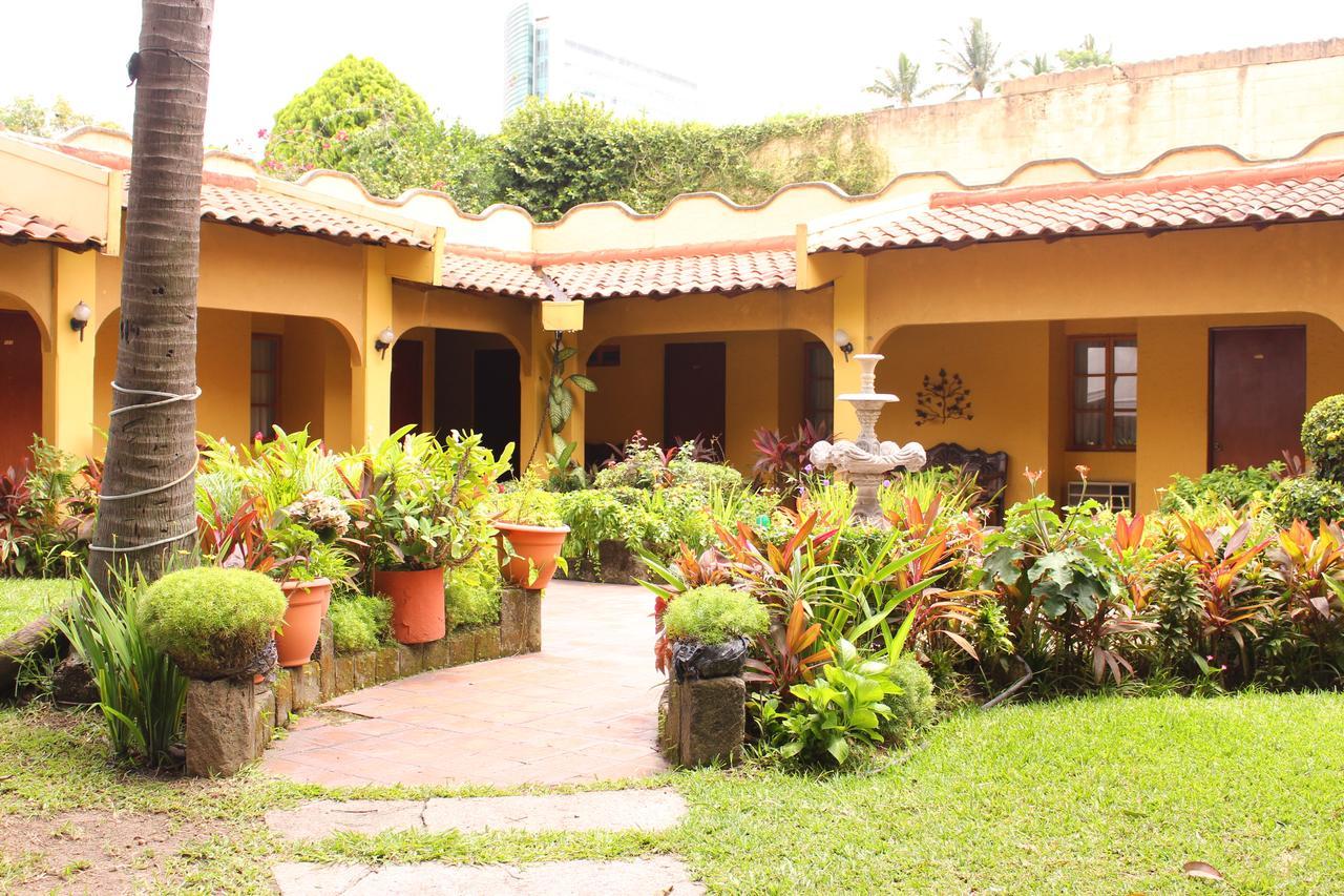 Hotel Mediterraneo Plaza San Salvador Exterior photo